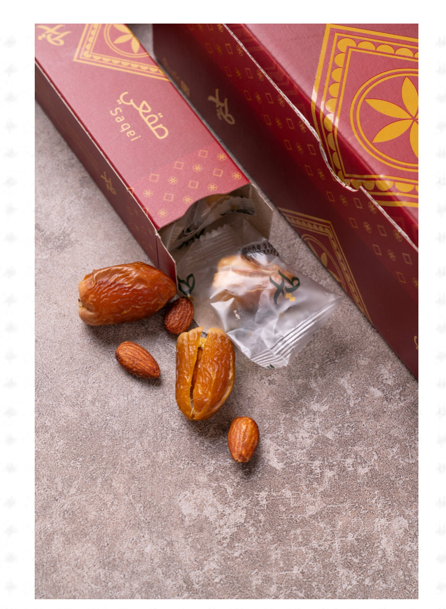 تمر ولوز صقعي