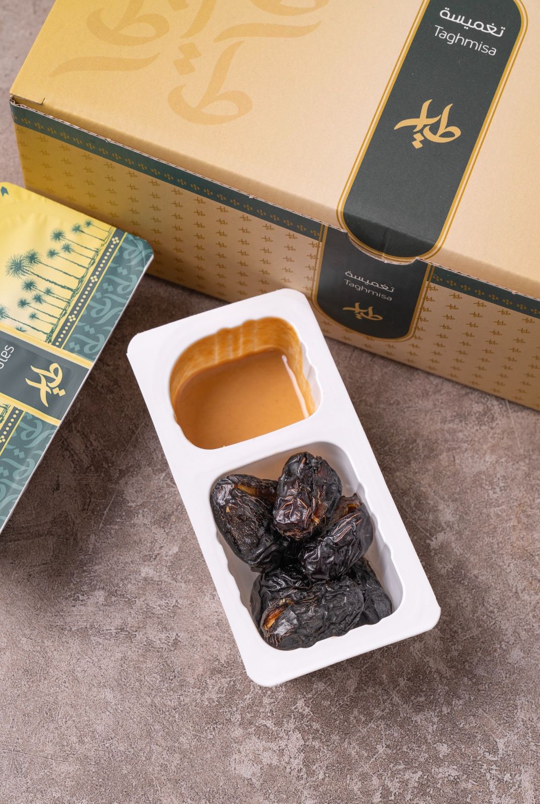 تغميسة العجوة